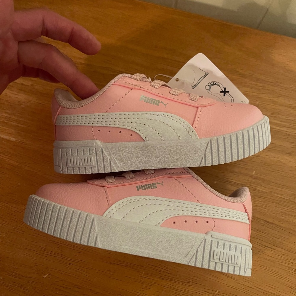 New In Box, Kids/Infants Size US 7C Girls Pink Puma Shoes. Paid $40